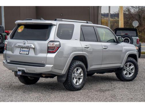 2021 Toyota 4Runner SR5