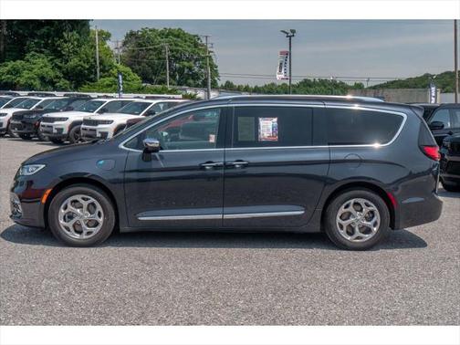2021 Chrysler Pacifica Hybrid Limited