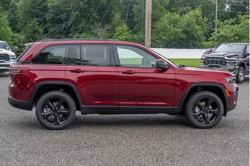2025 Jeep Grand Cherokee Limited X