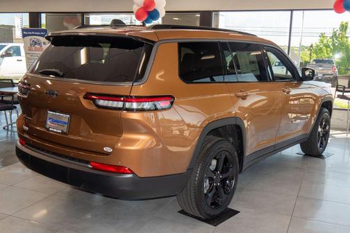 Copper Shino Metallic Clearcoat 2026 Jeep Grand Cherokee L Limited