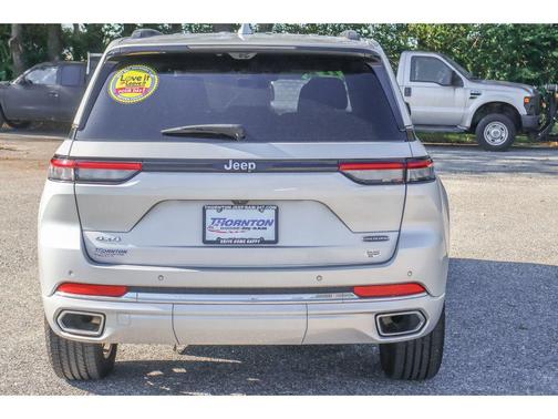 2022 Jeep Grand Cherokee Overland