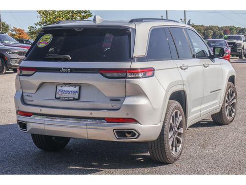 2022 Jeep Grand Cherokee Overland