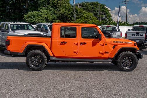 2025 Jeep Gladiator High Tide