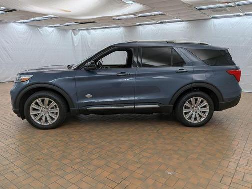Infinite Blue Metallic Tinted Clearcoat 2021 Ford Explorer King Ranch