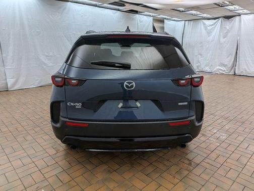 2026 Mazda CX-50 Premium