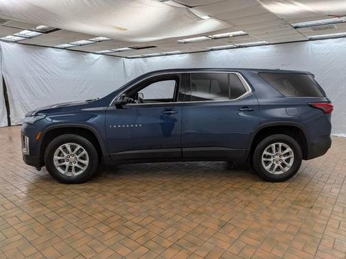 2022 Chevrolet Traverse LS