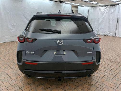 2026 Mazda CX-50 Premium