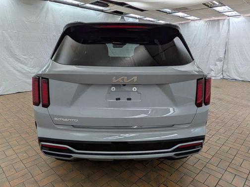 2023 Kia Sorento EX