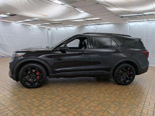 Black Metallic 2024 Ford Explorer ST