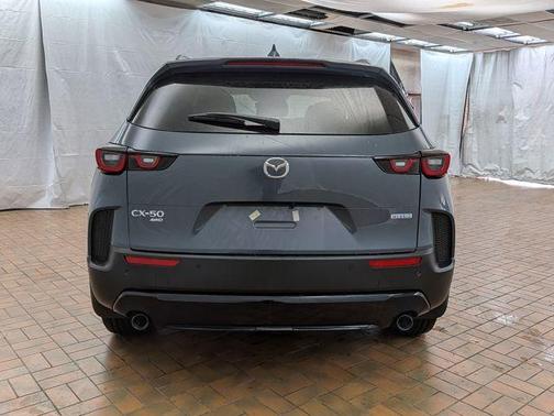 2026 Mazda CX-50 Premium