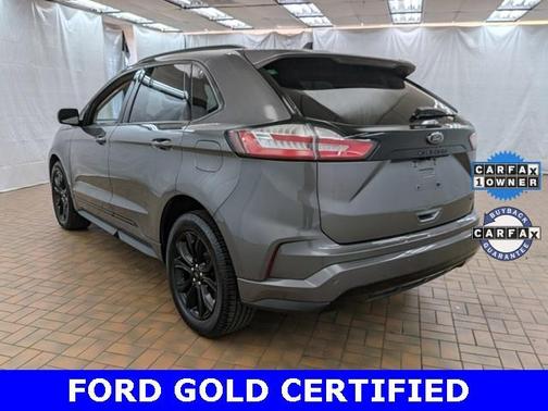 2022 Ford Edge SE