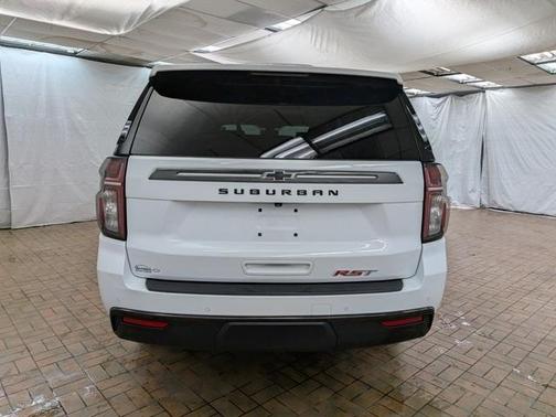 2022 Chevrolet Suburban RST