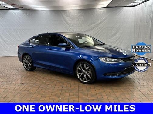 2015 Chrysler 200 S