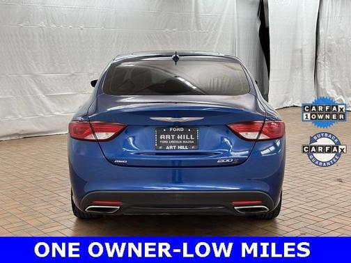 2015 Chrysler 200 S