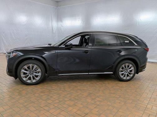 2026 Mazda CX-90 Premium Plus