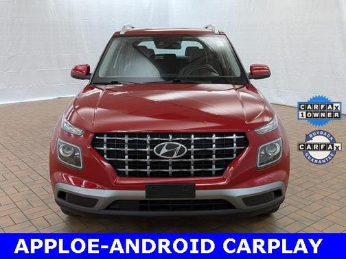 2022 Hyundai VENUE Limited