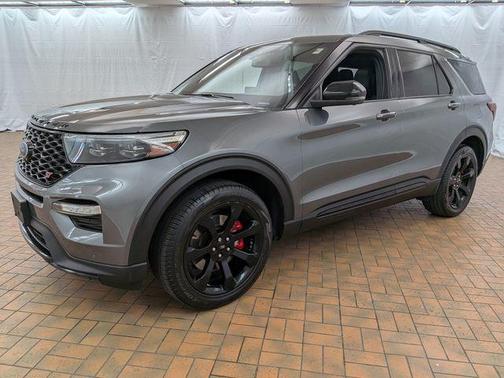 Carbonized Gray Metallic 2023 Ford Explorer ST
