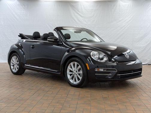 2019 Volkswagen Beetle 2.0T SE