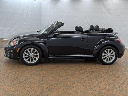 2019 Volkswagen Beetle 2.0T SE