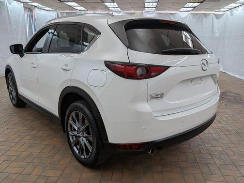 Snowflake White Pearl 2021 Mazda CX-5 Signature