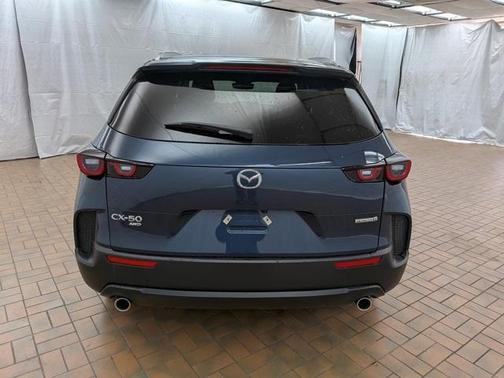 2025 Mazda CX-50 2.5 S Preferred Package