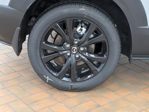2025 Mazda CX-30 Select