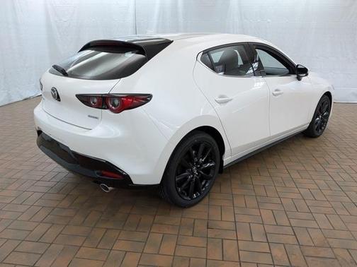 2025 Mazda Mazda3 FWD w/Premium Package
