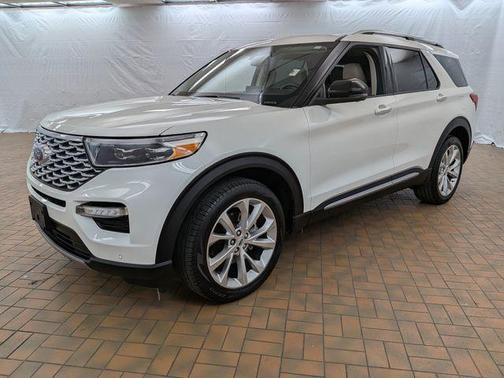 2023 Ford Explorer Platinum