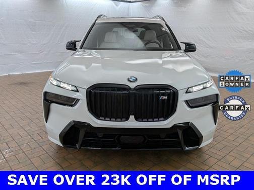 2025 BMW X7 M60i