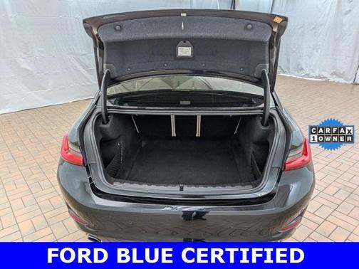 2019 BMW 330 i xDrive