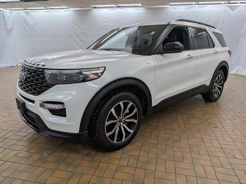 2022 Ford Explorer ST-Line
