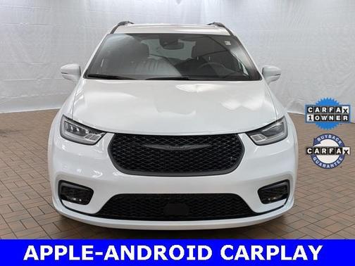 2022 Chrysler Pacifica Touring-L