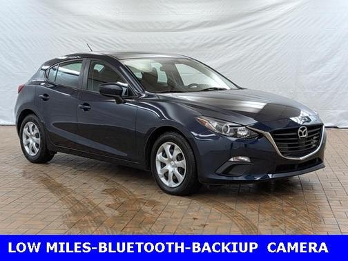 2016 Mazda Mazda3 i Sport