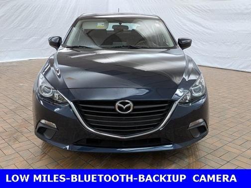 2016 Mazda Mazda3 i Sport