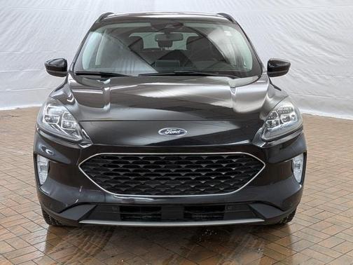 2021 Ford Escape Titanium Hybrid