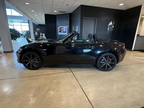 2025 Mazda MX-5 Miata Grand Touring