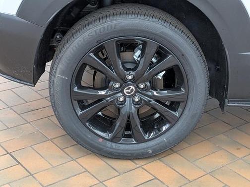 2025 Mazda CX-30 Select