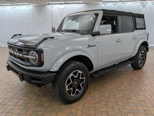Cactus 2022 Ford Bronco Outer Banks