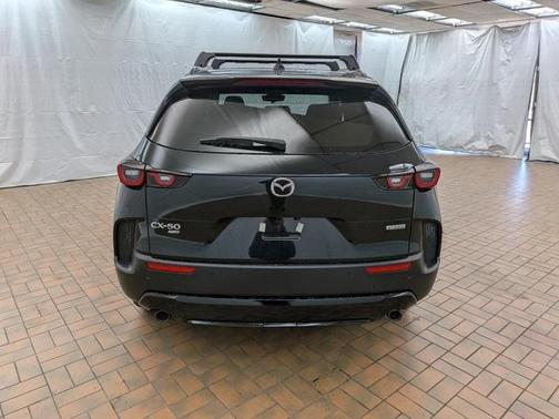 2026 Mazda CX-50 Premium