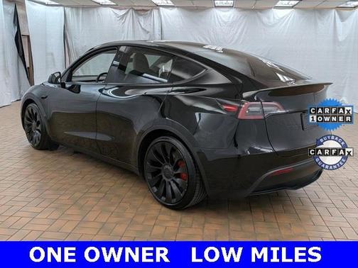 2023 Tesla Model Y Performance