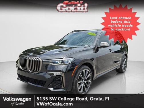 Black Sapphire Metallic 2022 BMW X7 M50i