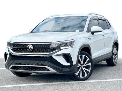 2022 Volkswagen Taos SE