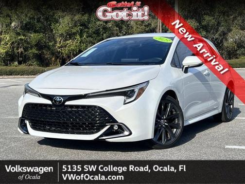 2023 Toyota Corolla Hatchback XSE