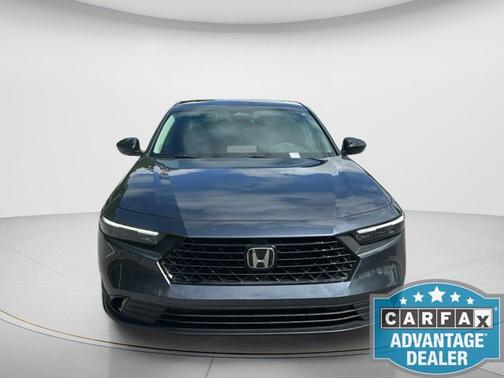 Meteorite Gray Metallic 2025 Honda Accord SE