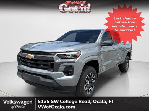 Sterling Gray Metallic 2024 Chevrolet Colorado 4WD LT