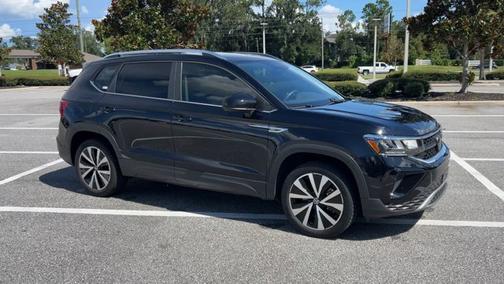2023 Volkswagen Taos SE