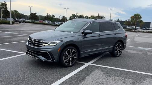 2022 Volkswagen Tiguan SEL R-Line