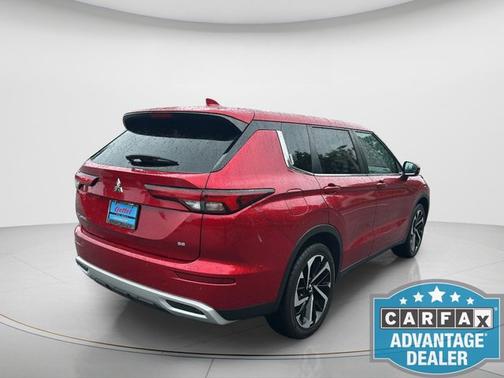 2024 Mitsubishi Outlander SE Black Edition