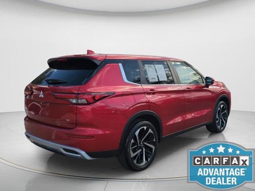 2024 Mitsubishi Outlander SE Black Edition