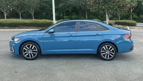 2025 Volkswagen Jetta SE